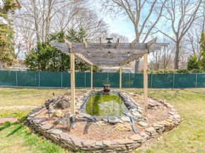 33 Manor Drive, Shirley NY 11967