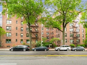 2244 Bronx Park E 5A, Bronx NY 10467