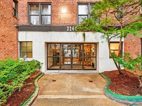 2244 Bronx Park E 5A, Bronx NY 10467