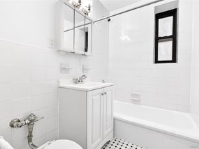 2244 Bronx Park E 5A, Bronx NY 10467