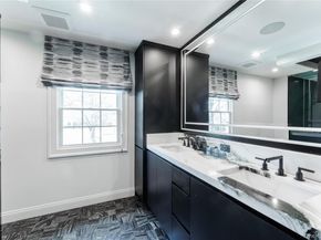194 Whitehall Boulevard, Garden City NY 11530