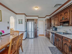 146 Awixa Avenue, Bay Shore NY 11706