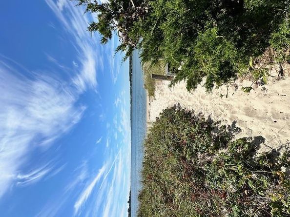 7 Corwin Lane, Hampton Bays NY 11946