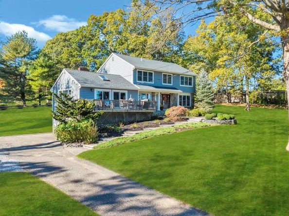 39 Bevin Road, Northport NY 11768