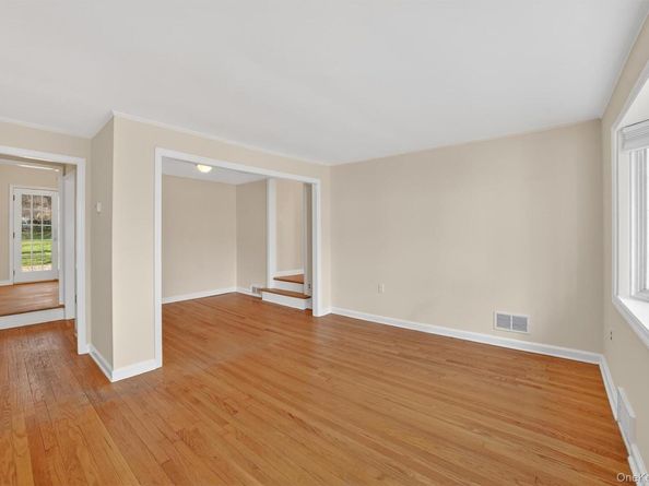 1936 Longvue Street, Yorktown Heights NY 10598