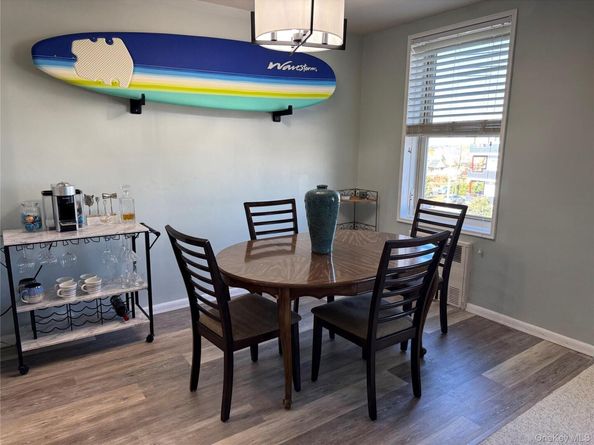 560 W Broadway 3H, Long Beach NY 11561