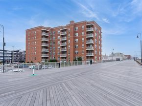 560 W Broadway 3H, Long Beach NY 11561