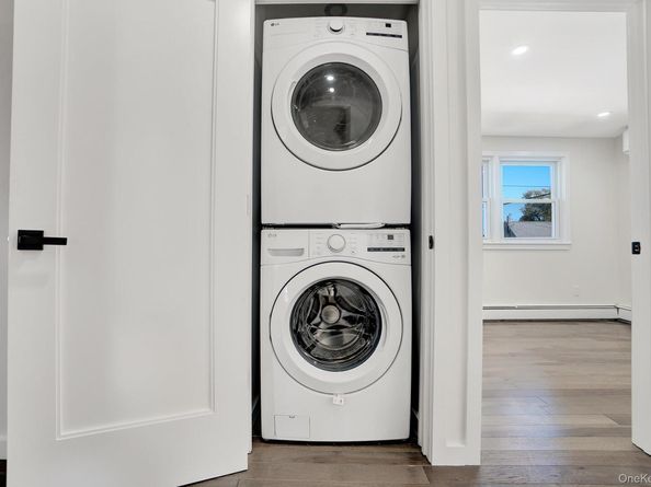 23 Chase Lane, Levittown NY 11756