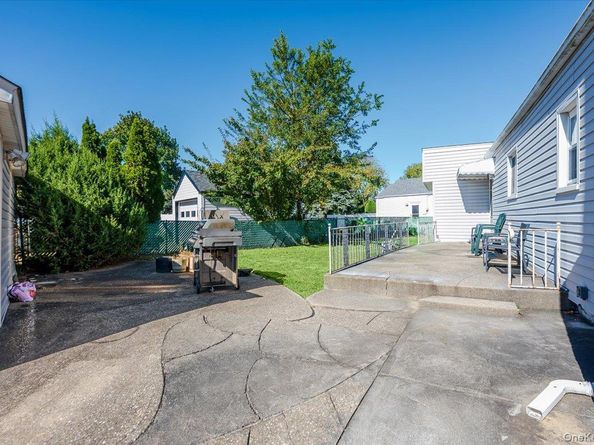 27 Hewlett Point Avenue, East Rockaway NY 11518