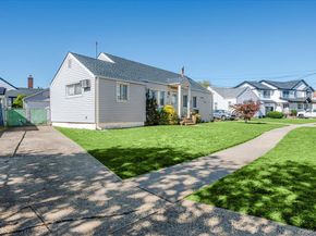 27 Hewlett Point Avenue, East Rockaway NY 11518