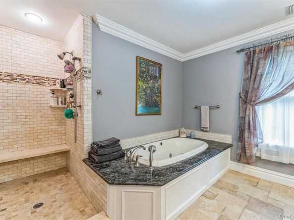 15 Ridge Road, Glen Cove NY 11542