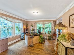 15 Ridge Road, Glen Cove NY 11542