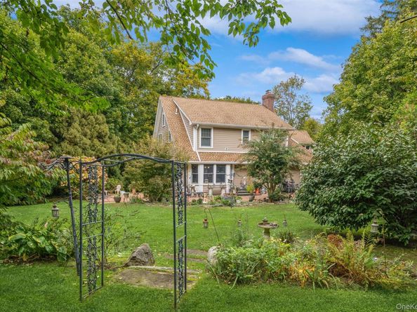 15 Ridge Road, Glen Cove NY 11542