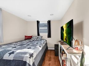 6 Edgewater Park 6D, Bronx NY 10465