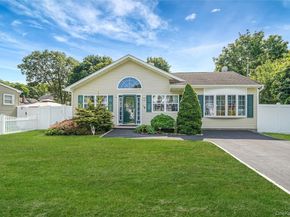 12 Edwin Street, Bay Shore NY 11706