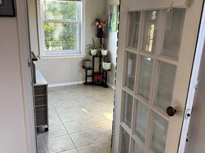 285 Central Avenue D6, Lawrence NY 11559