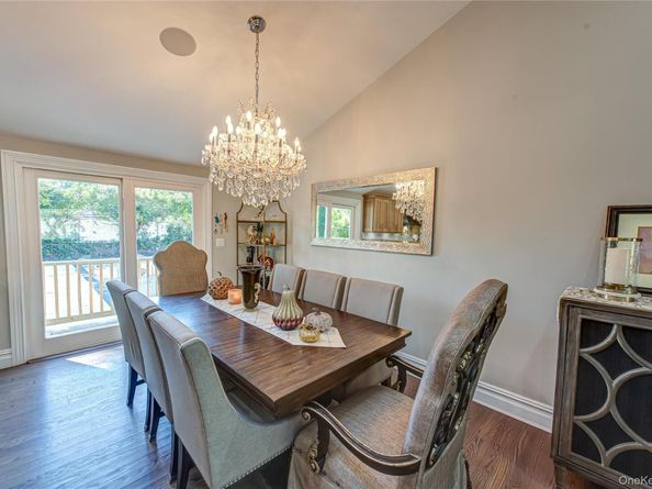 10 Dewey Road, Commack NY 11725