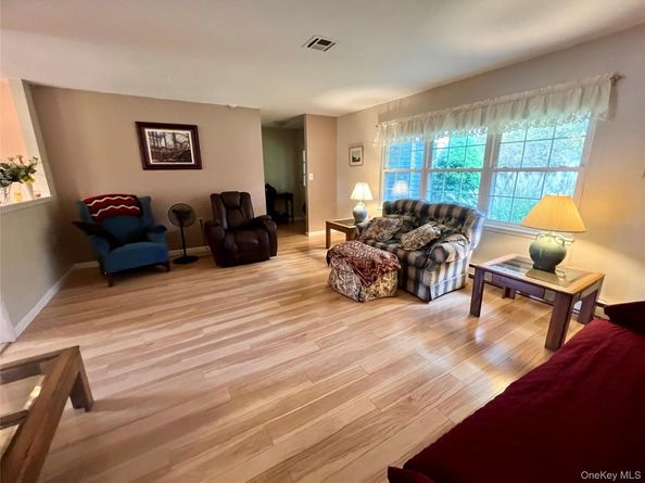 65A Enfield Court A, Ridge NY 11961