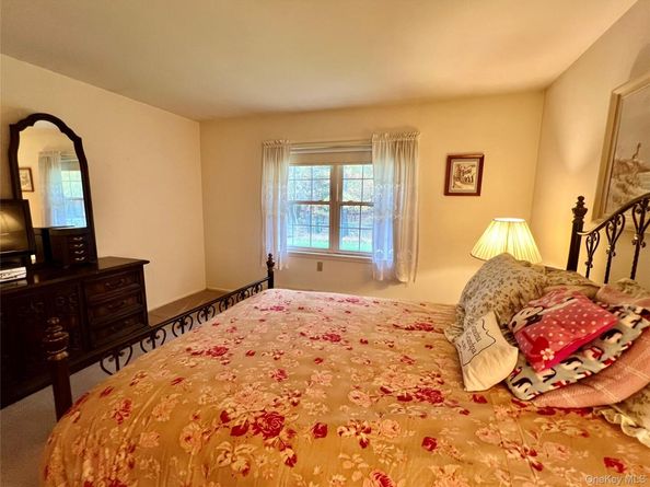 65A Enfield Court A, Ridge NY 11961