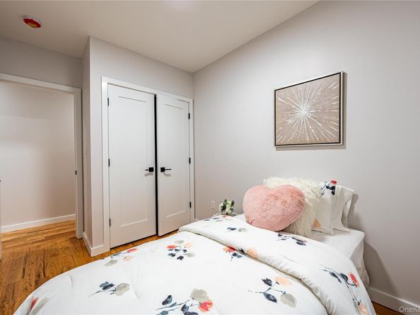 518 Morris Park Avenue, Bronx NY 10460