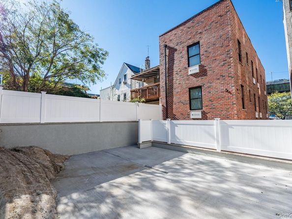 518 Morris Park Avenue, Bronx NY 10460