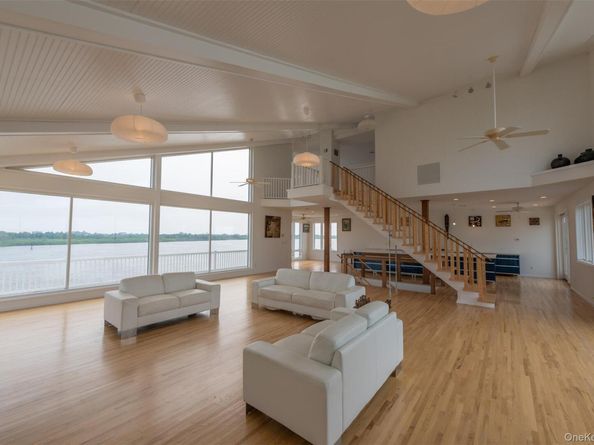 30 Captree Island, Babylon NY 11702