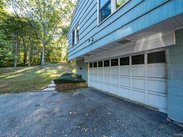 562 Old Bridge Road, Northport NY 11768