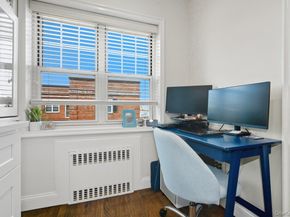 51 Lincoln Avenue D21, Rockville Centre NY 11570