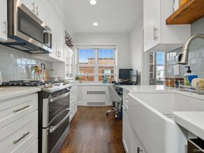 51 Lincoln Avenue D21, Rockville Centre NY 11570