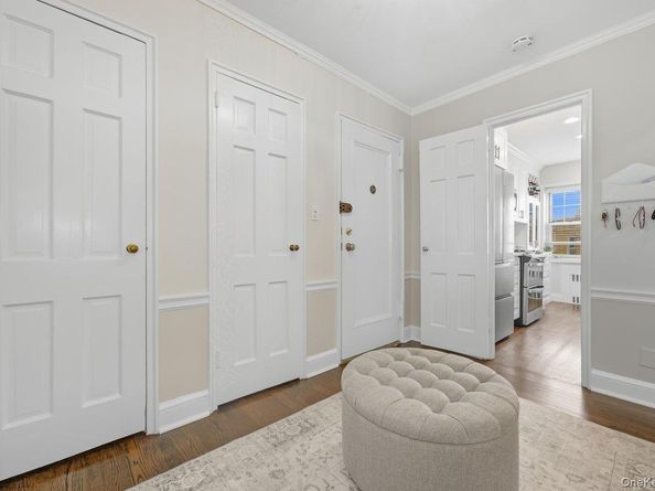 51 Lincoln Avenue D21, Rockville Centre NY 11570