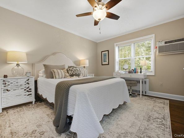 51 Lincoln Avenue D21, Rockville Centre NY 11570