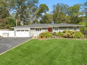 63 Ridge Drive, Plainview NY 11803