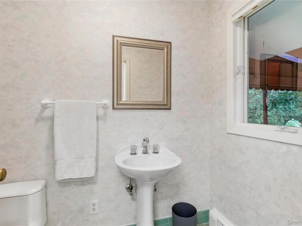 9 Cliftwood Drive, Huntington NY 11743