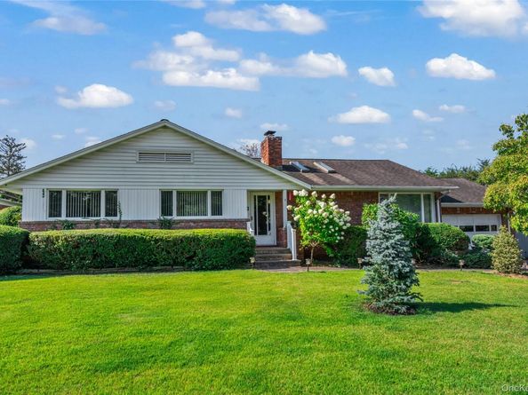 9 Cliftwood Drive, Huntington NY 11743