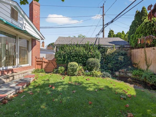 227 Brown Street, Mineola NY 11501