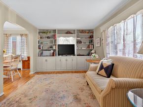 227 Brown Street, Mineola NY 11501