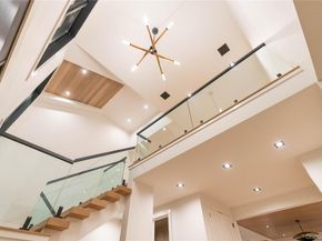 487 Davie Street, Westbury NY 11590