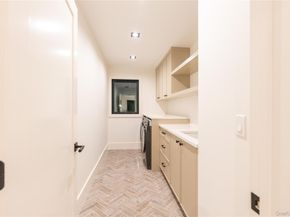 487 Davie Street, Westbury NY 11590