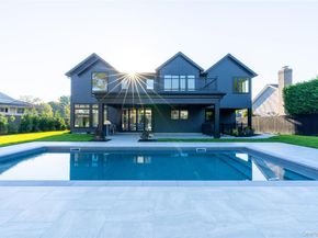 487 Davie Street, Westbury NY 11590