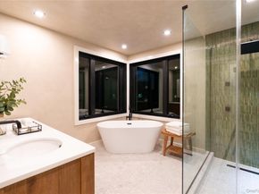 487 Davie Street, Westbury NY 11590