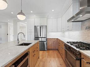 51 Netz Place, Albertson NY 11507