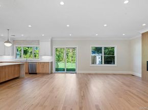 51 Netz Place, Albertson NY 11507