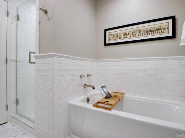 78 Marjorie Court, Manhasset NY 11030