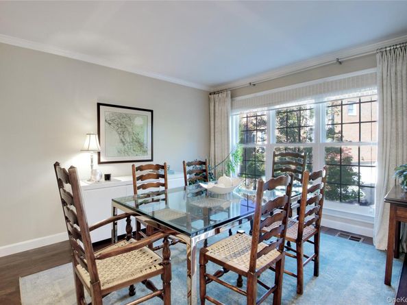 78 Marjorie Court, Manhasset NY 11030