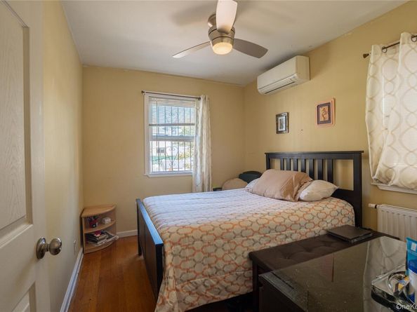 955 E 212th Street, Bronx NY 10469