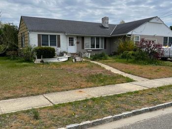 32 Nearwater Avenue