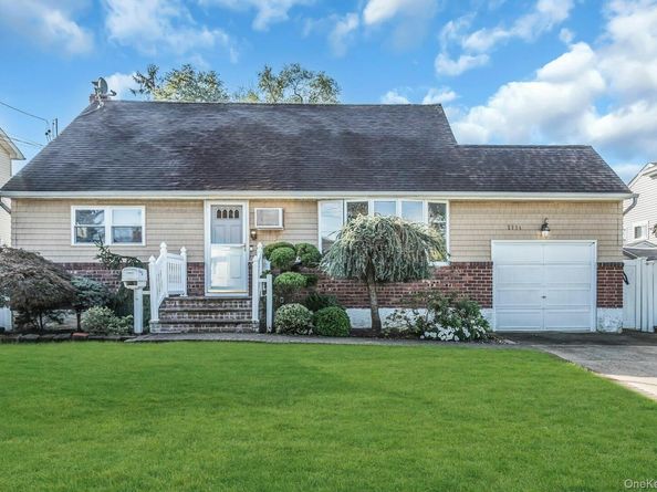 2794 Janet Avenue, North Bellmore NY 11710