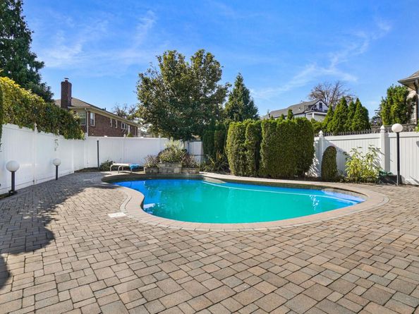 14962 Powells Cove Boulevard, Whitestone NY 11357