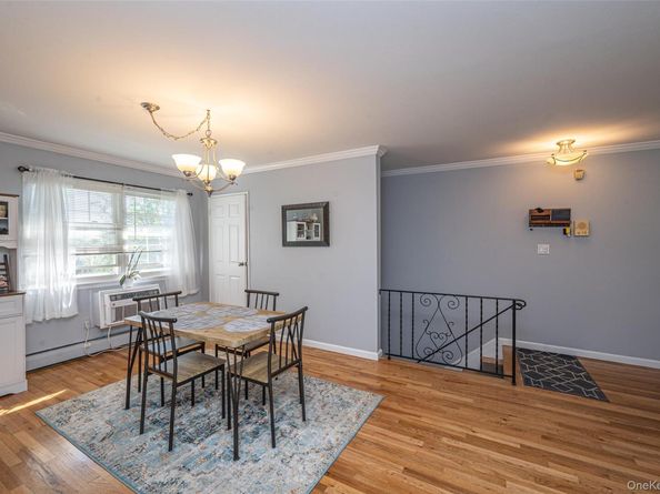 2319 Wilshire Lane B19, Oakdale NY 11769
