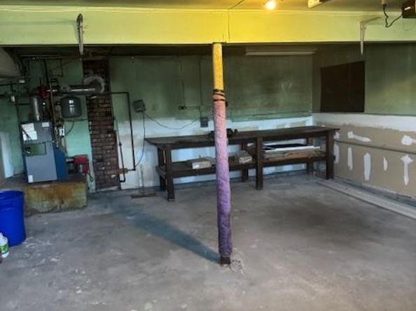 28 Harding Avenue, Lindenhurst NY 11757